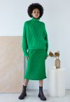 Embossed Texture Knit Pencil Skirt in Green