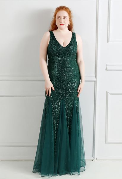 Mesh Panelled Sequined Mermaid Gown in Emerald