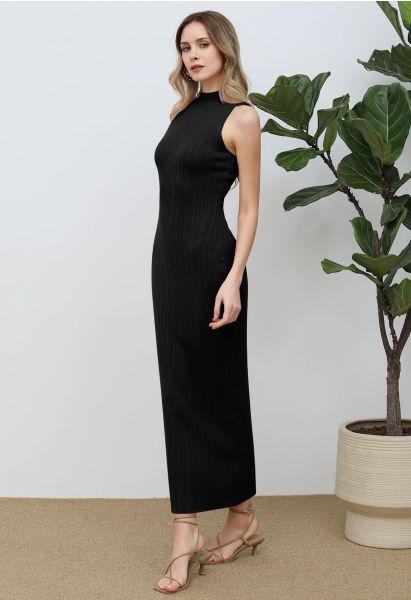 Ultra-Flattering Bodycon Knit Maxi Dress in Black