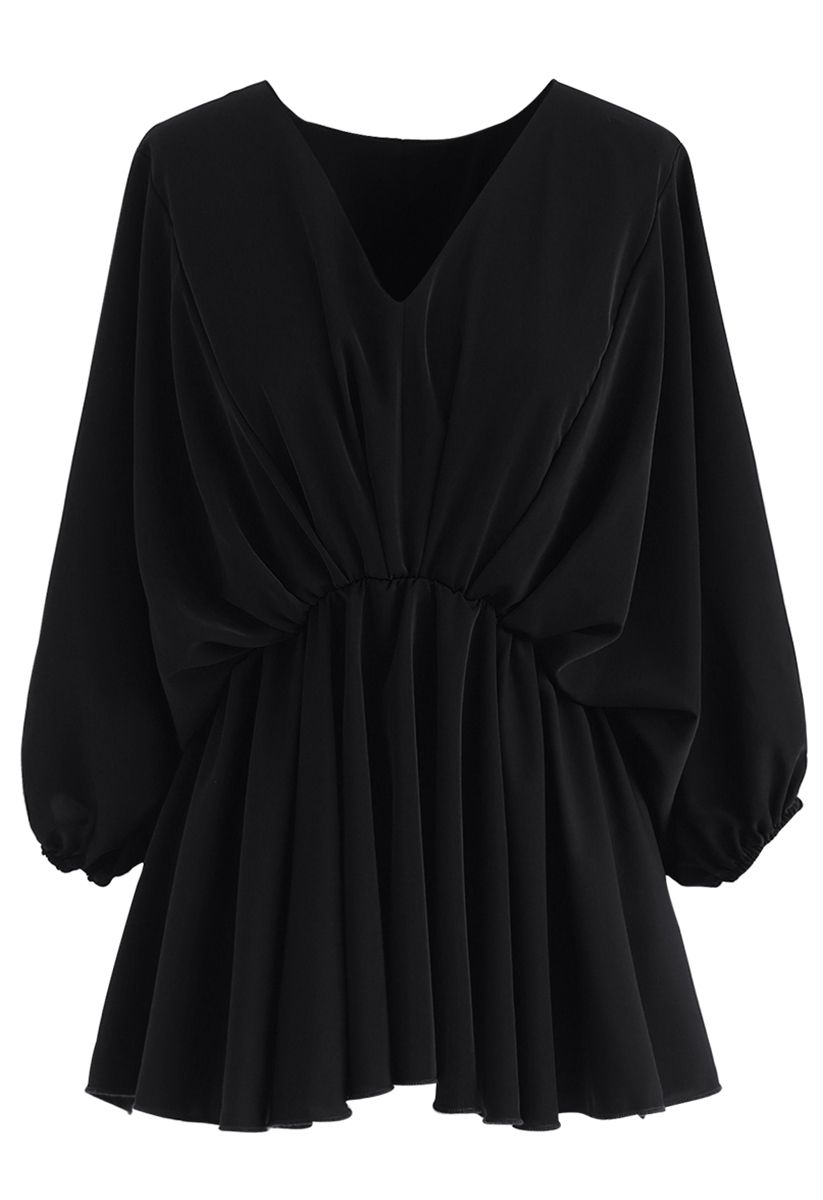 Batwing Sleeves Asymmetric Peplum Top in Black