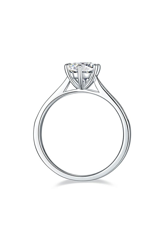 Inserted Moissanite Diamond Ring