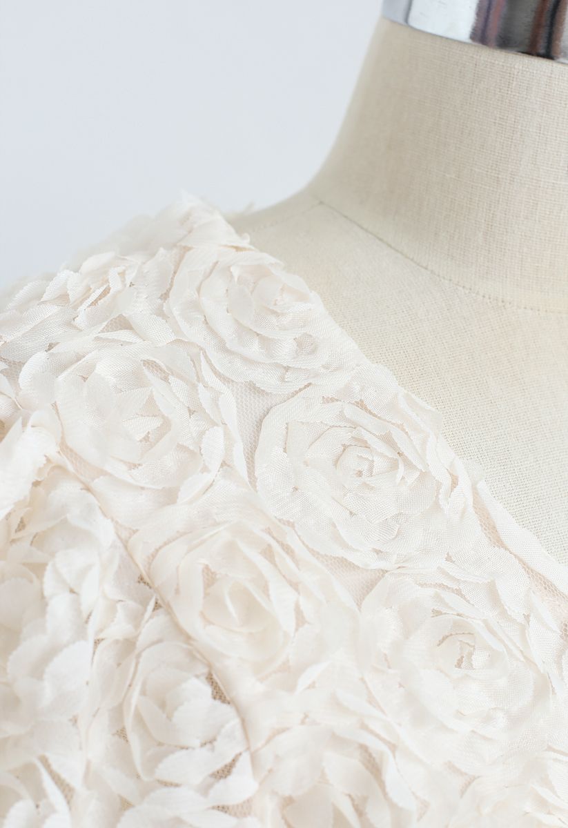 3D Roses Wrapped Crop Top in Cream