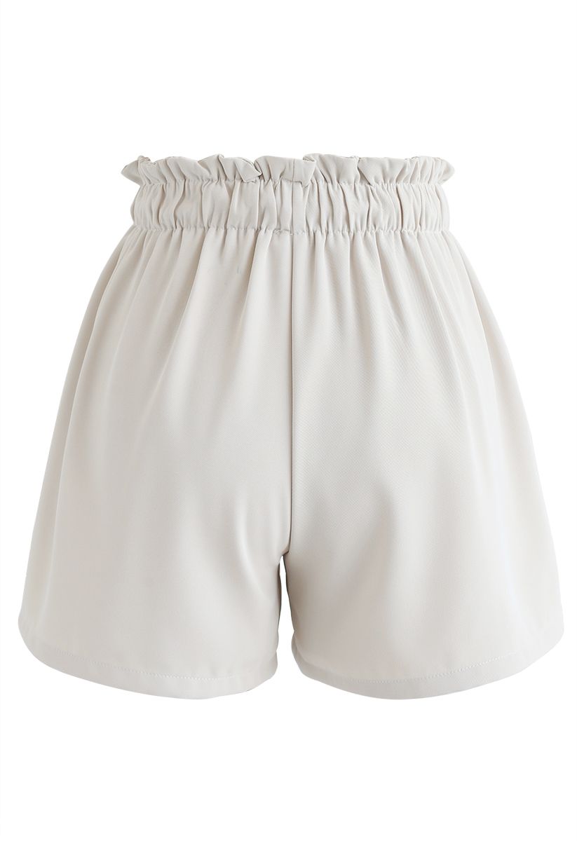 PaperBag-Waist Pockets Shorts in Cream