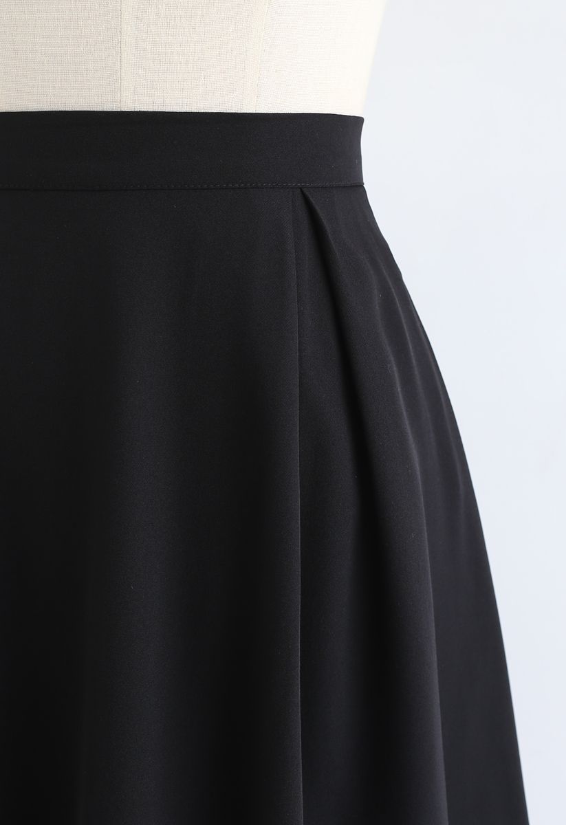 Side Zip Pleated A-Line Midi Skirt in Black