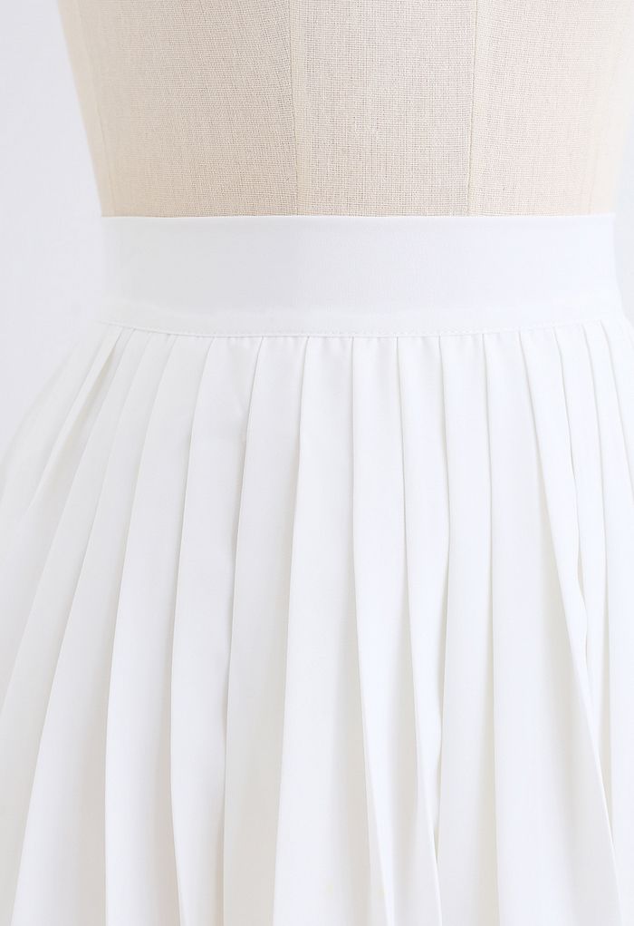 Pleated Skater Skirt in White