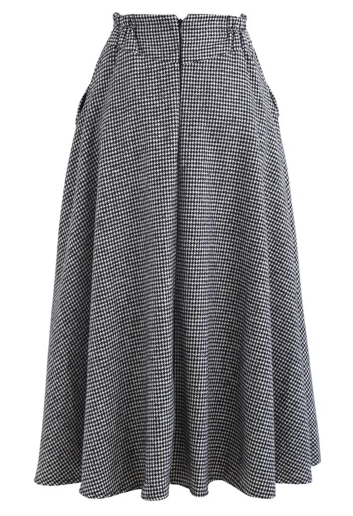 Houndstooth Wool-Blend A-Line Flare Skirt in Black
