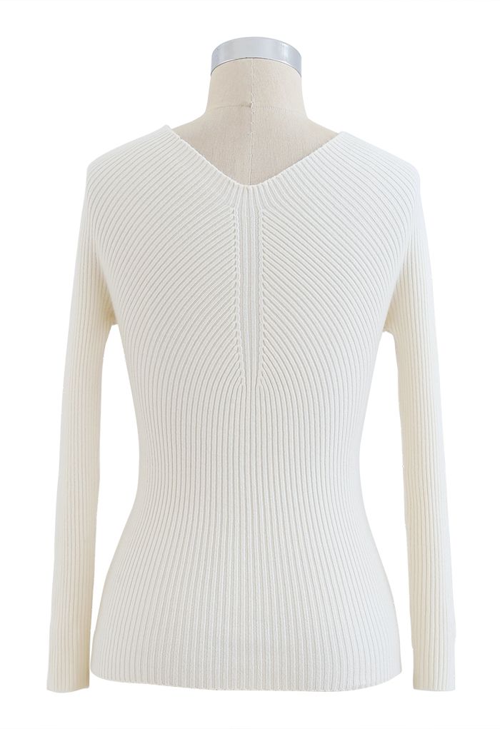 Seamless V-Neck Ribbed Knit Top in Cream