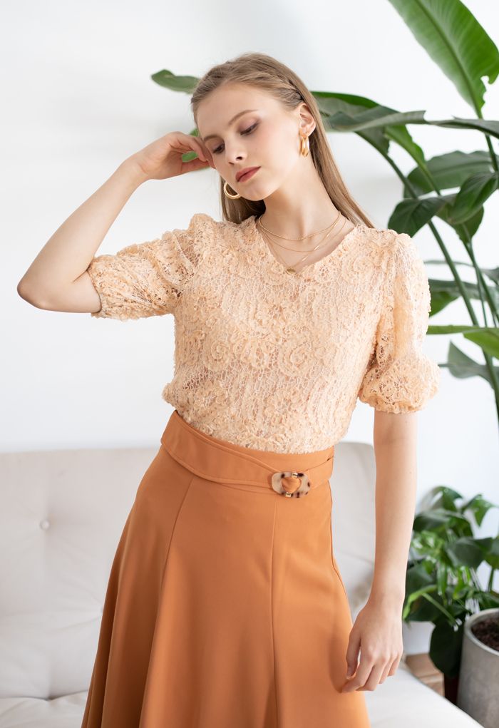 Short-Sleeve 3D Floral Lace Top in Apricot