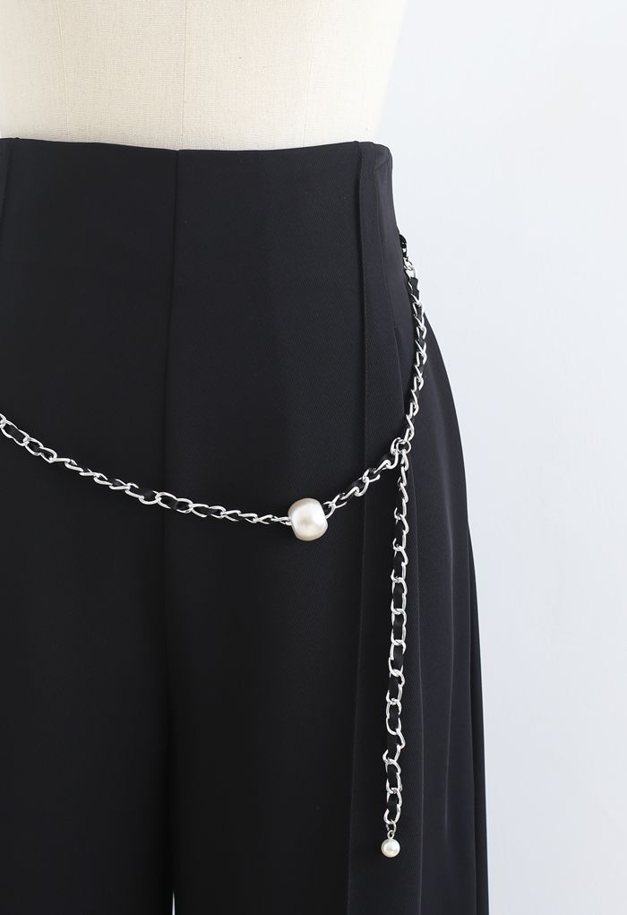 Pearly Chain Seamed Pants in Black