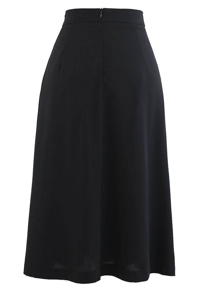 Pleated Flare Hem Midi Skirt in Black