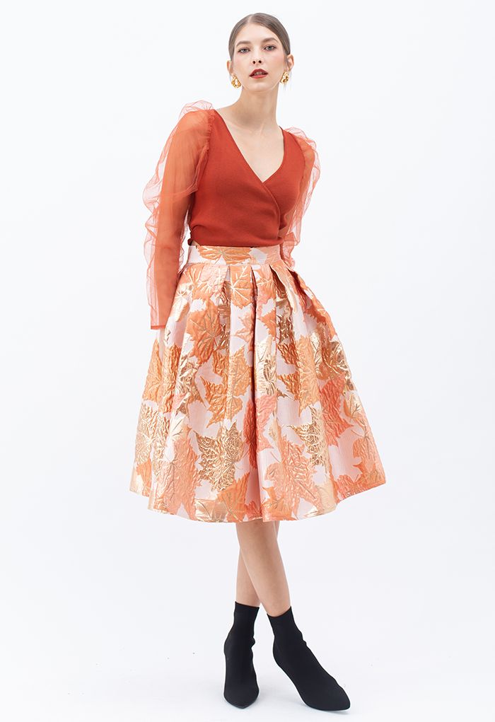 Maple Leaf Embossed Jacquard Pleated Skirt