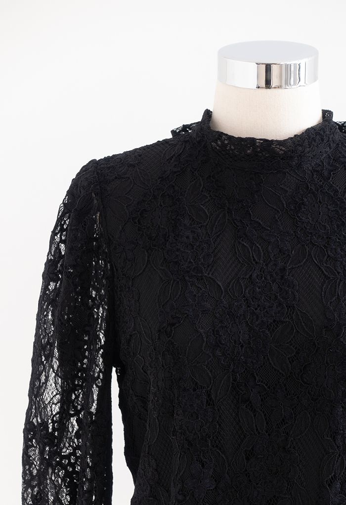 Floral Lace Puff Shoulder Bowknot Top in Black