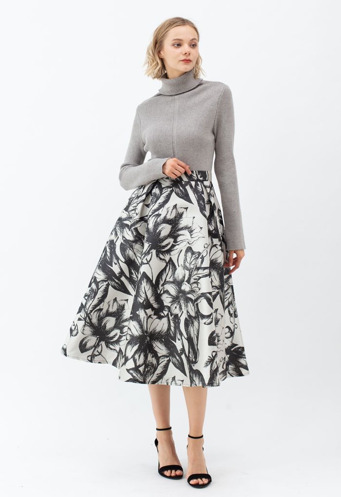 Blooming Black Floral Pleated Flare Skirt