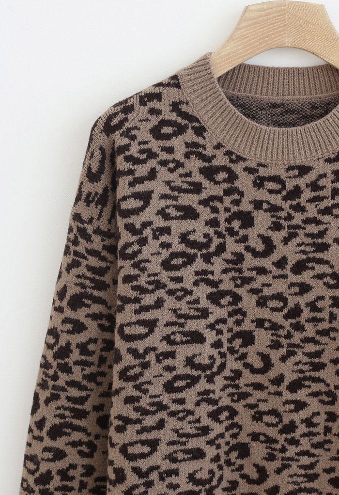 Leopard Pattern Round Neck Knit Sweater in Brown