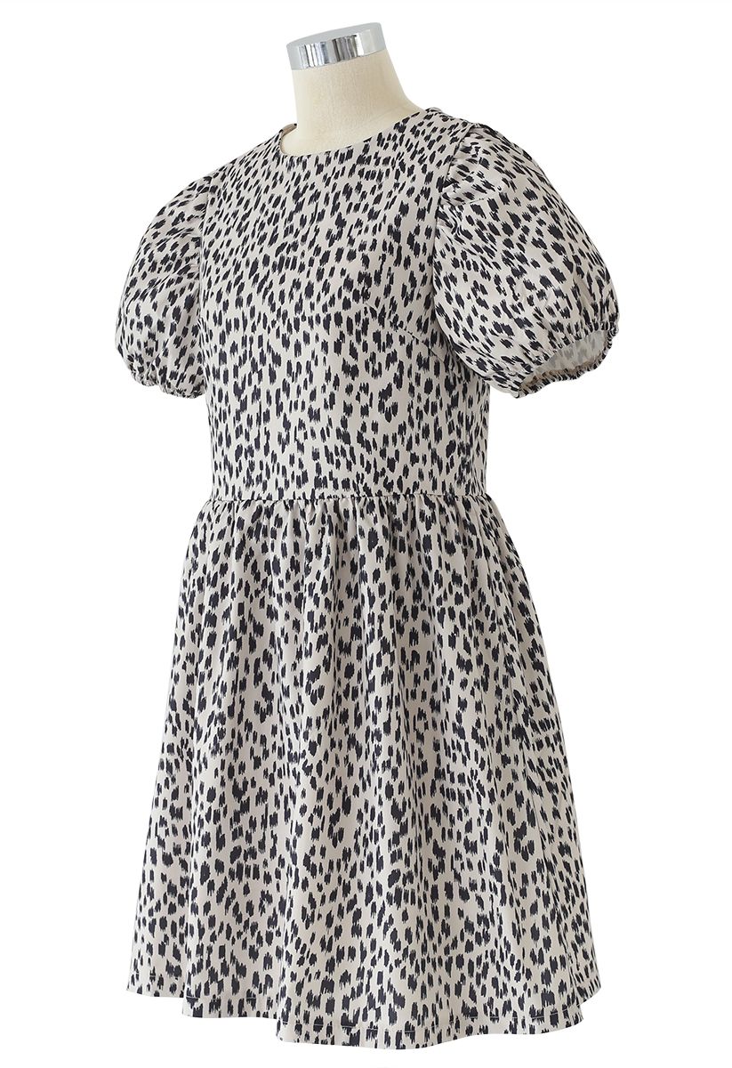 Short-Sleeved Leopard Print Dolly Dress