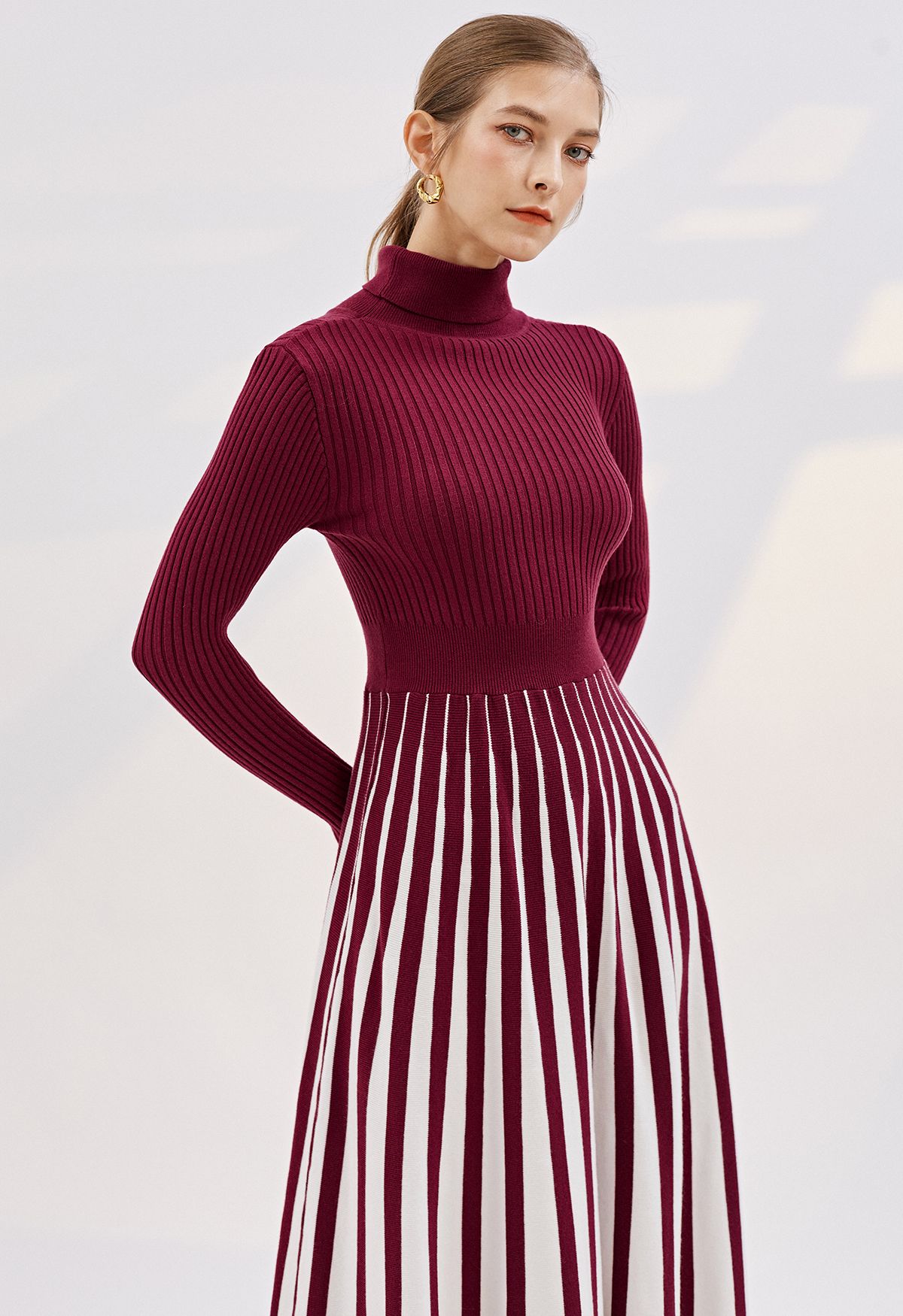 Stripe Print Turtleneck Knit Midi Dress in Burgundy