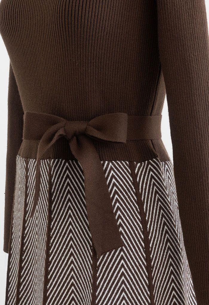 Herringbone Print Mock Neck Belted Knit Dress in Brown
