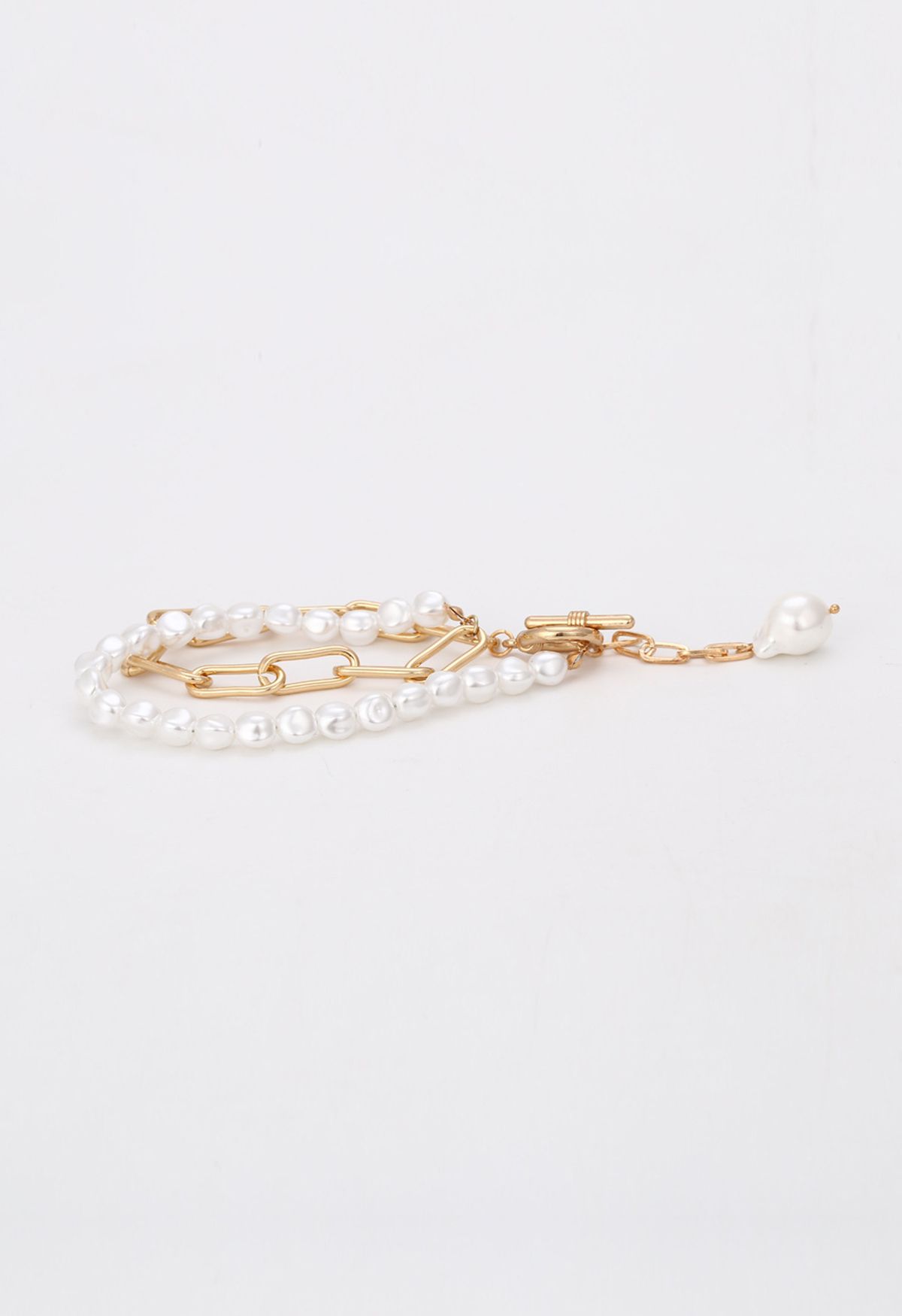 Creative Spliced Pearl Clavicle Necklace