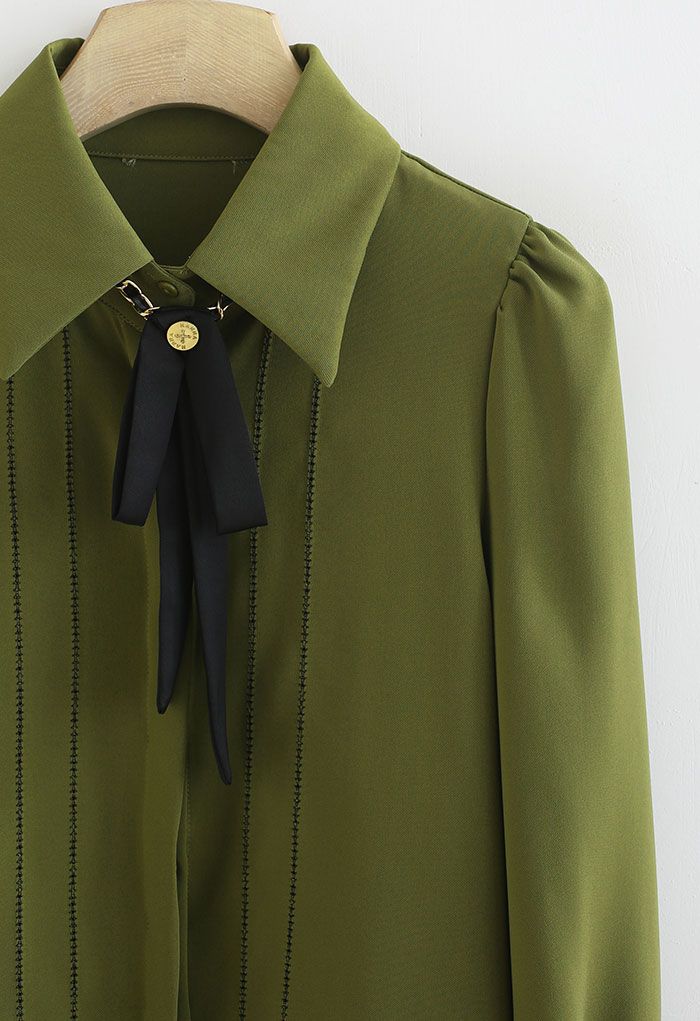 Bowknot Necklace Stitched Shirt in Avocado