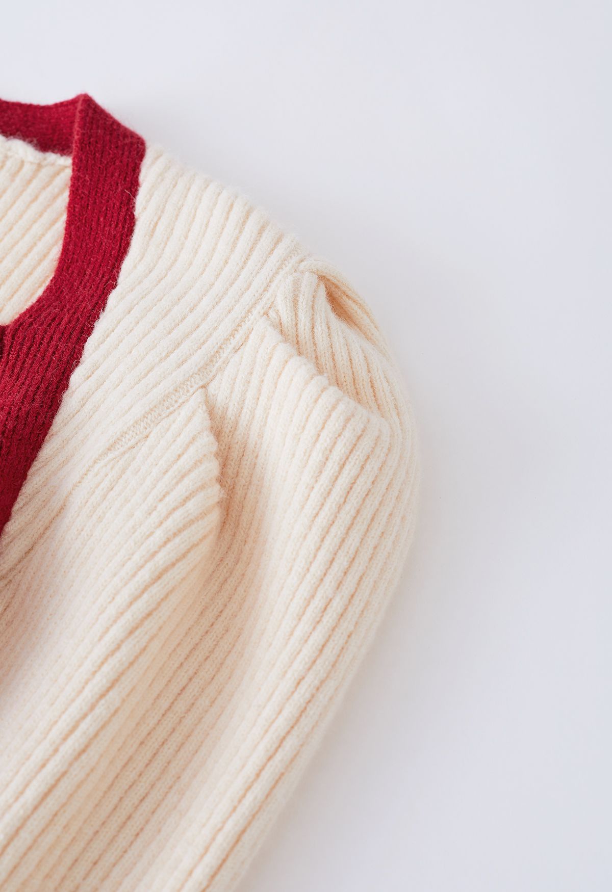 Contrast Color Buttoned Puff Sleeve Knit Sweater in Red