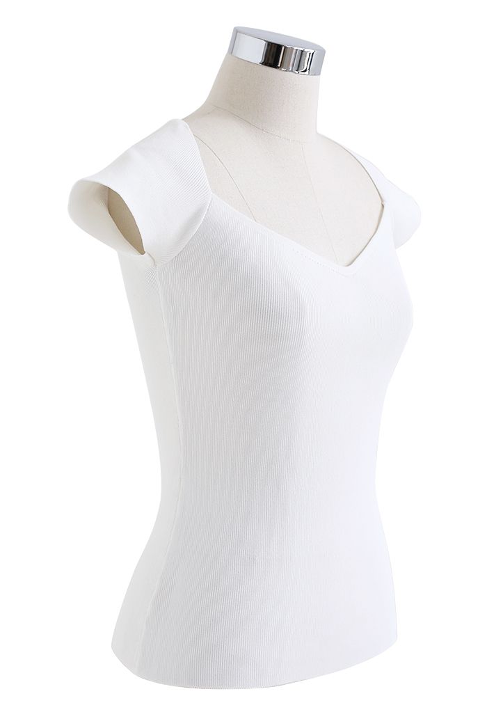 Sweetheart Neck Short-Sleeve Fitted Knit Top in White