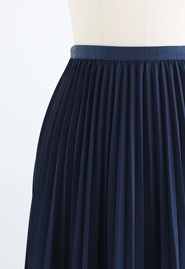 Simplicity Pleated Midi Skirt in Navy - Retro, Indie and Unique Fashion