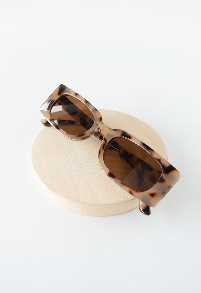 Full-Rim Rectangle Sunglasses in Tortoiseshell