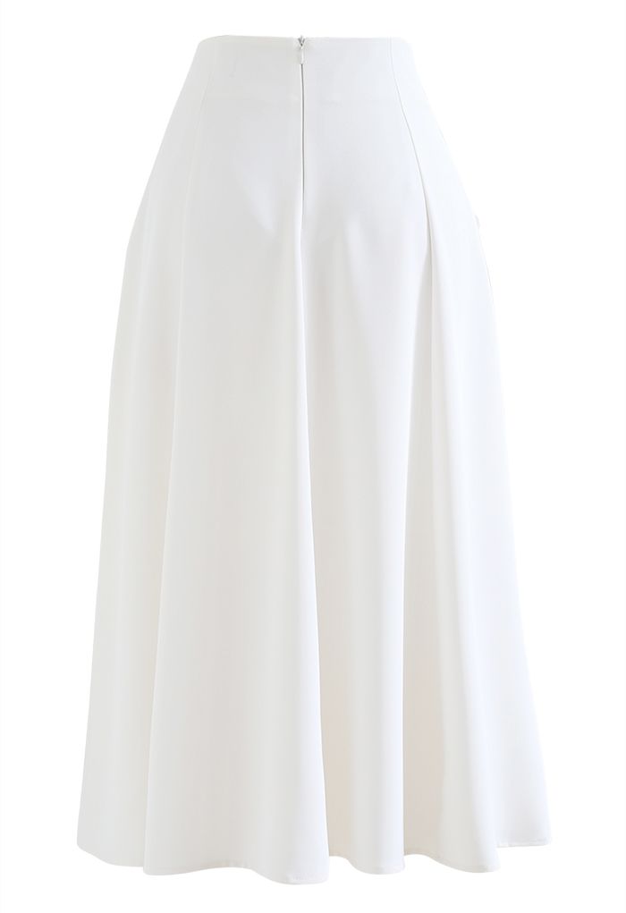 Pleated Fake Pocket Seamed Flare Skirt in White