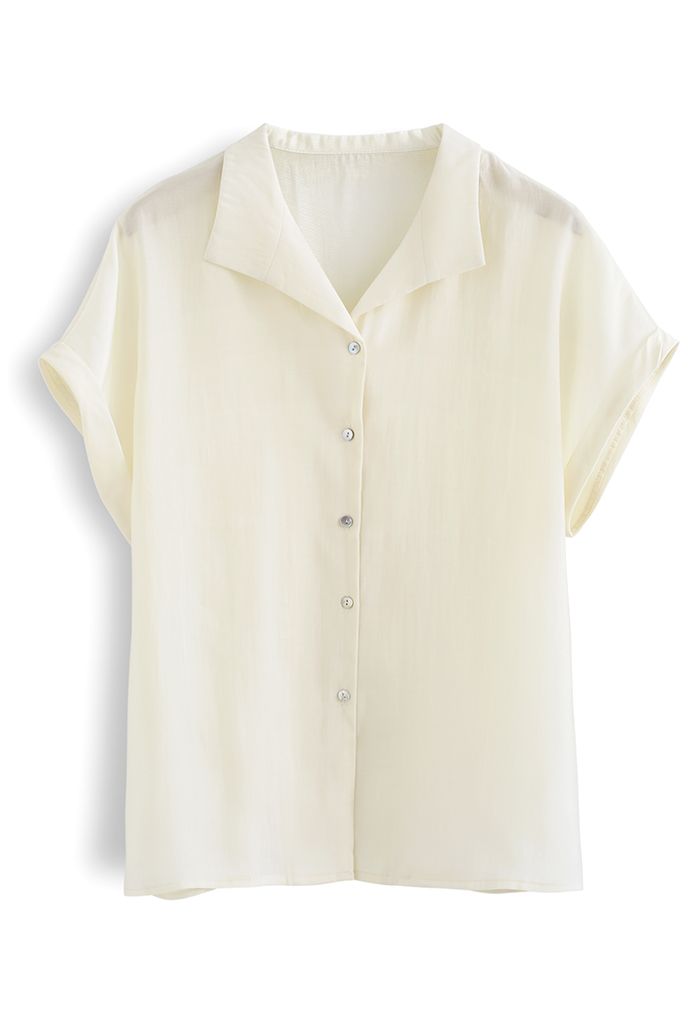 Basic Short Sleeve Button Down Shirt in Light Yellow