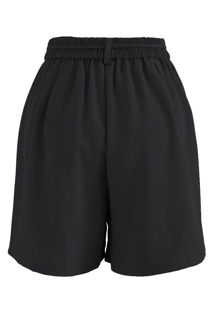 Self-Tie String Side Pocket Shorts in Black