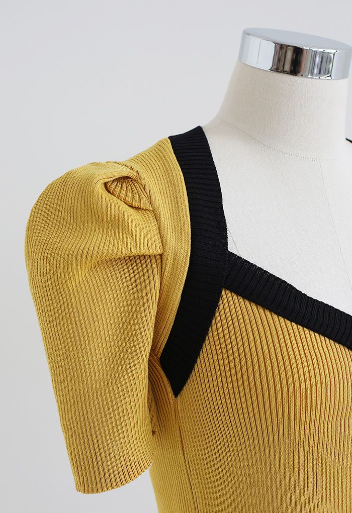 Contrast Line Short-Sleeve Knit Top in Orange
