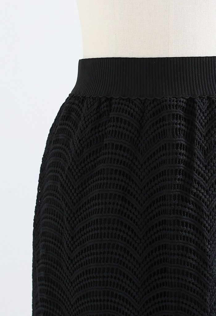 Ripple Crochet High Waist Midi Skirt in Black