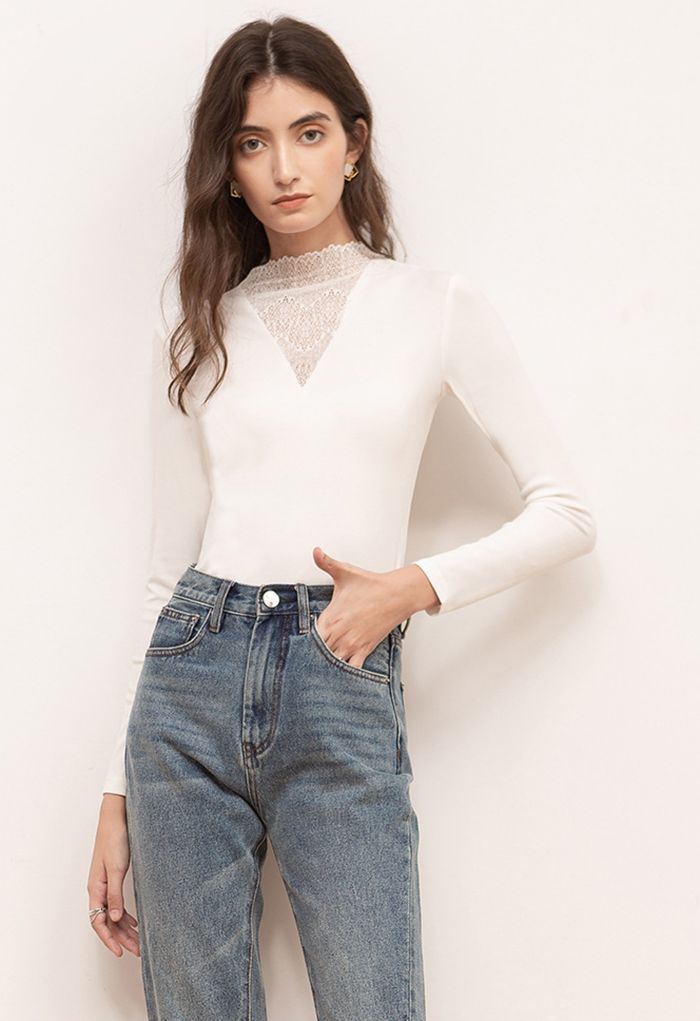 Lacy Spliced V-Neck Fitted Top in White