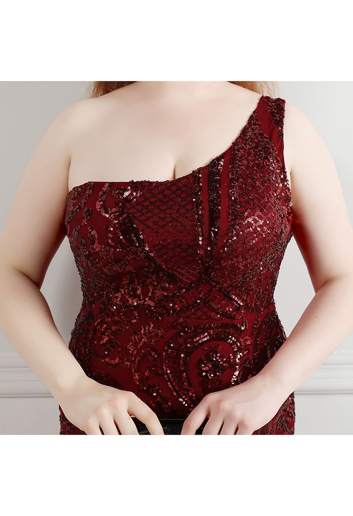 One-Shoulder Floral Lattice Sequined Mesh Gown in Burgundy