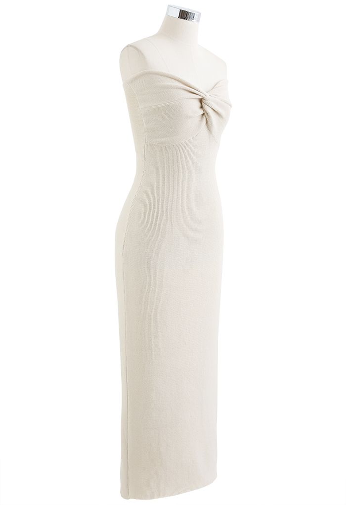 Knotted Front Fitted Knit Dress in Ivory