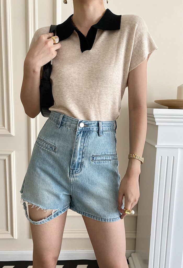 Contrast Collar Short Sleeve Knit Top in Camel