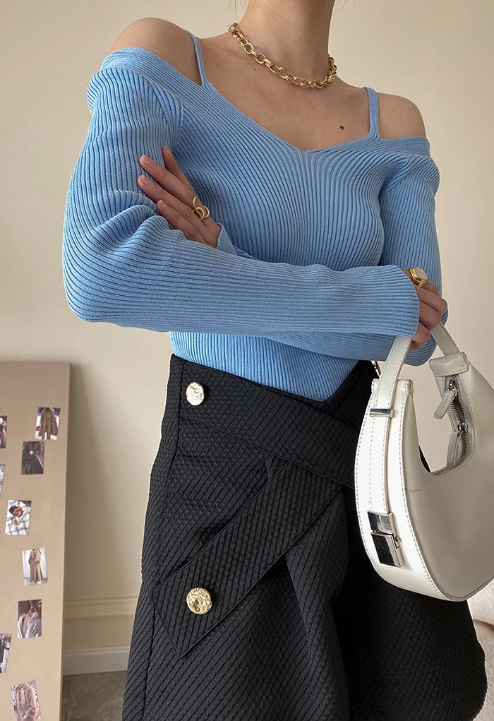 Cold-Shoulder Long Sleeve Knit Top in Blue