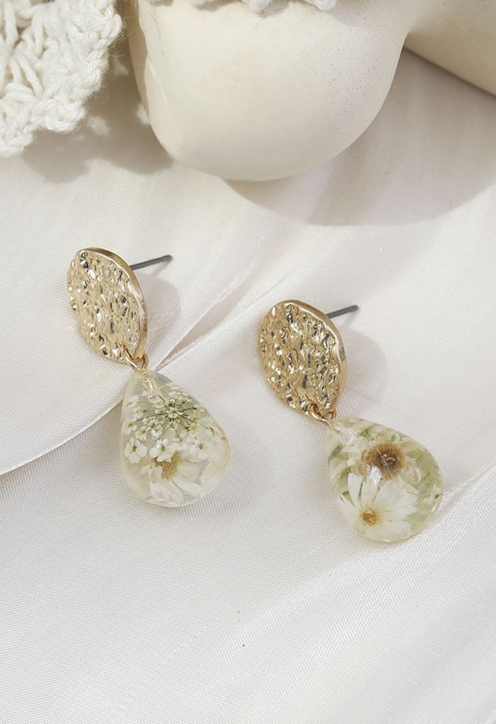 Droplet Shape Dried Flowers Earrings