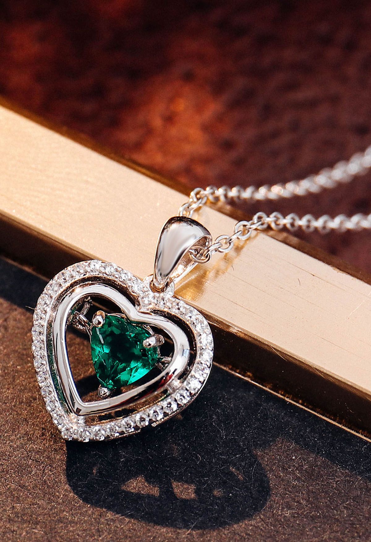 Hollow Heart Shape Emerald Gem Necklace