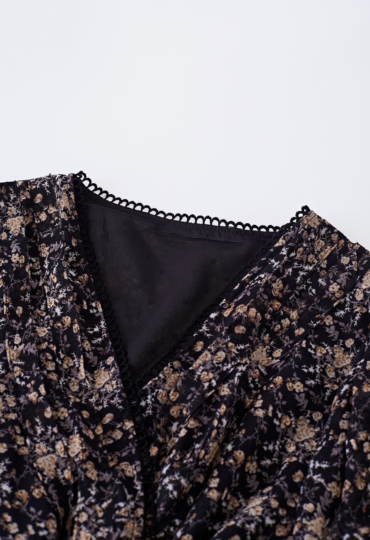 Delightful Floret Ruffle Chiffon Mini Dress in Black