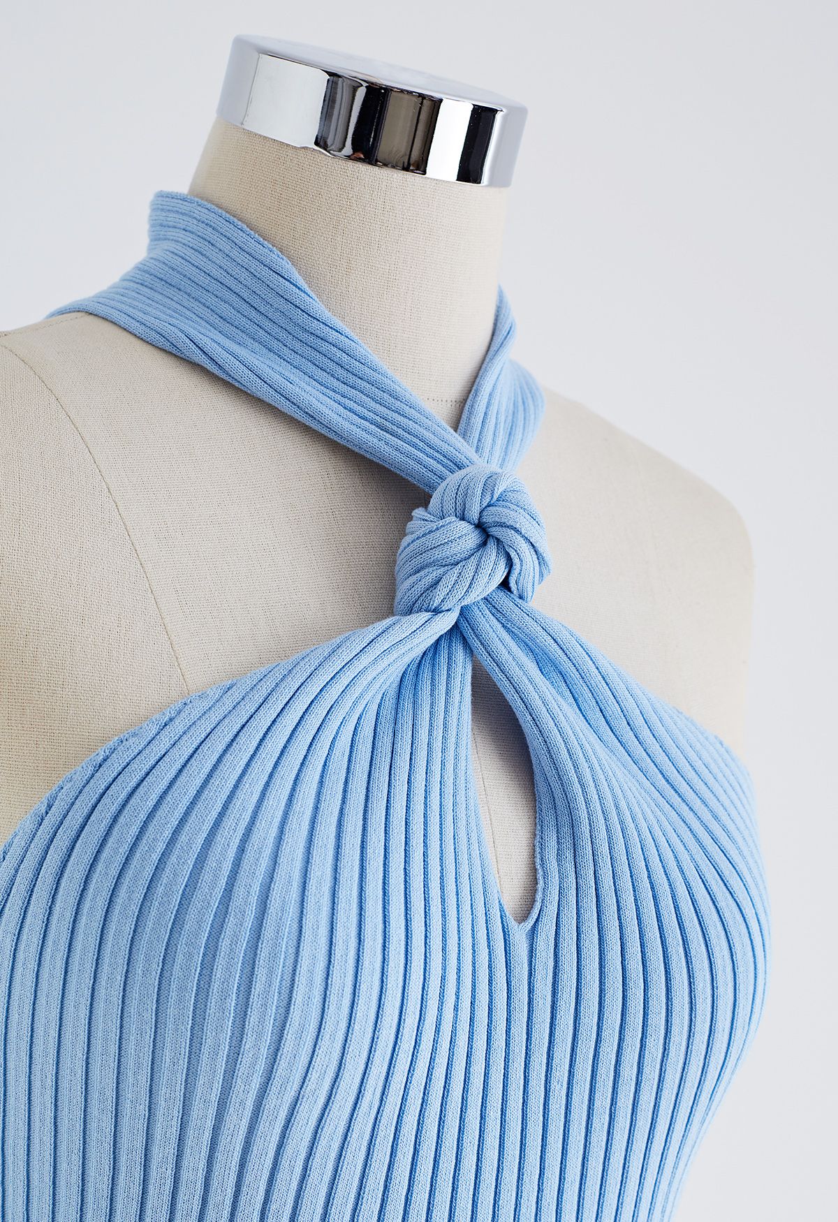 Knot Halter Neck Knit Crop Top in Blue
