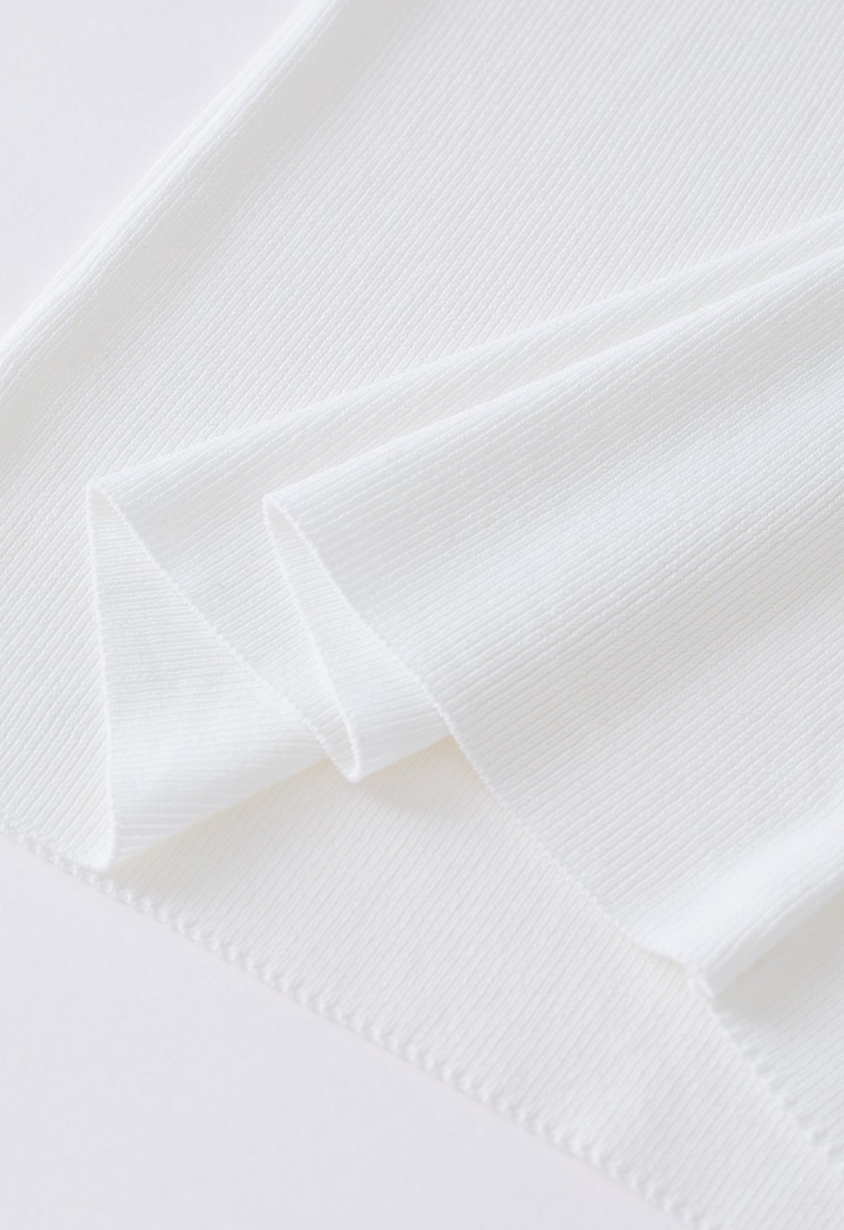 Raw-Cut Edge Knit Tank Top in White