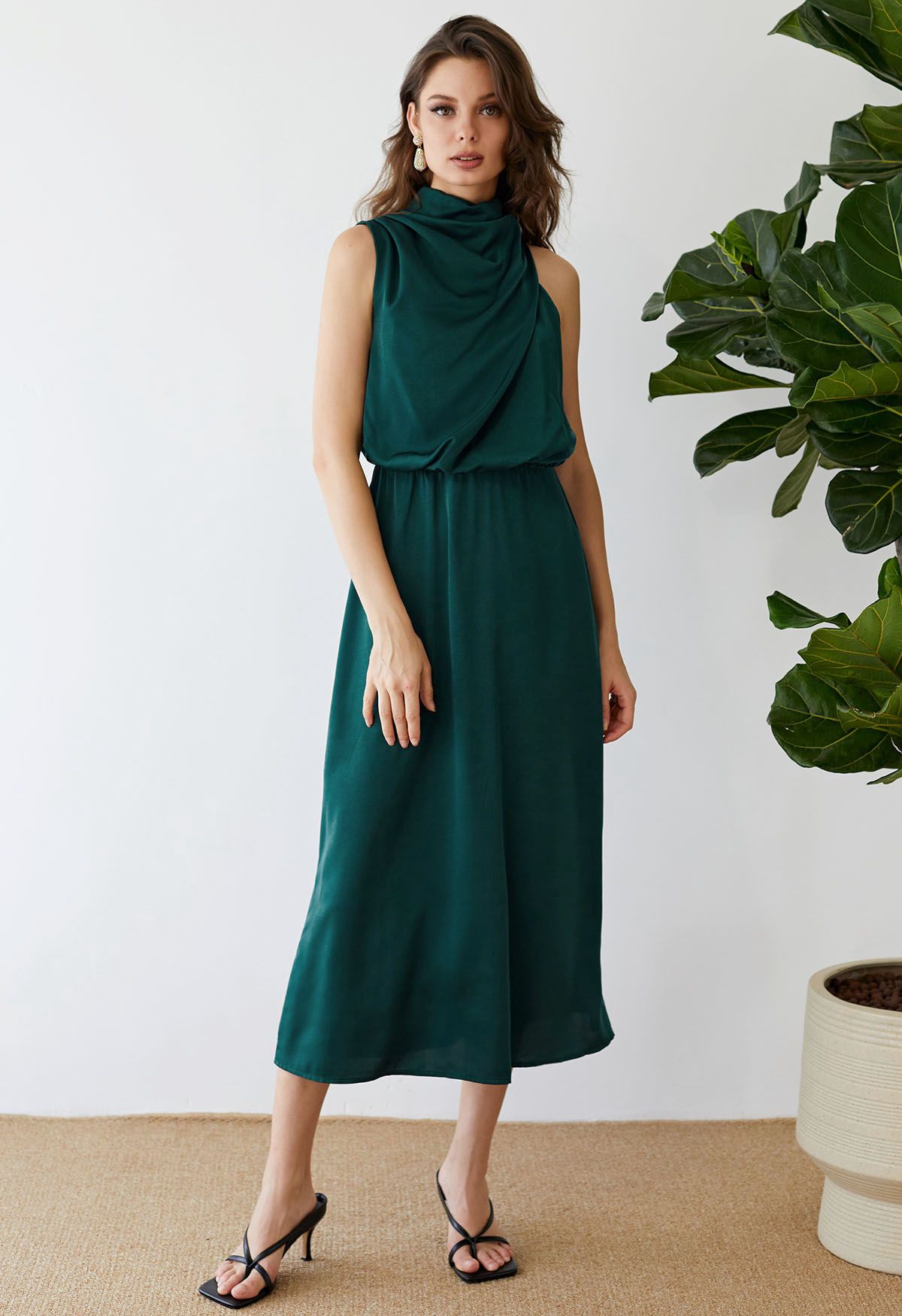 Asymmetric Ruched Neckline Sleeveless Dress in Dark Green