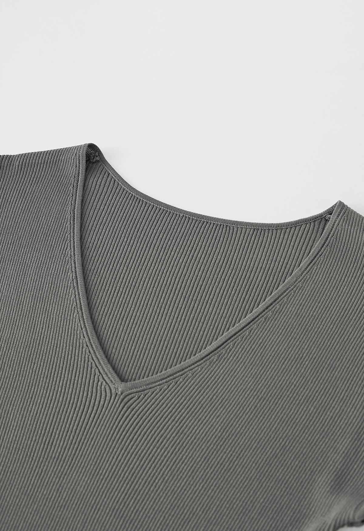 V-Neck Fitted Rib Knit Top in Smoke