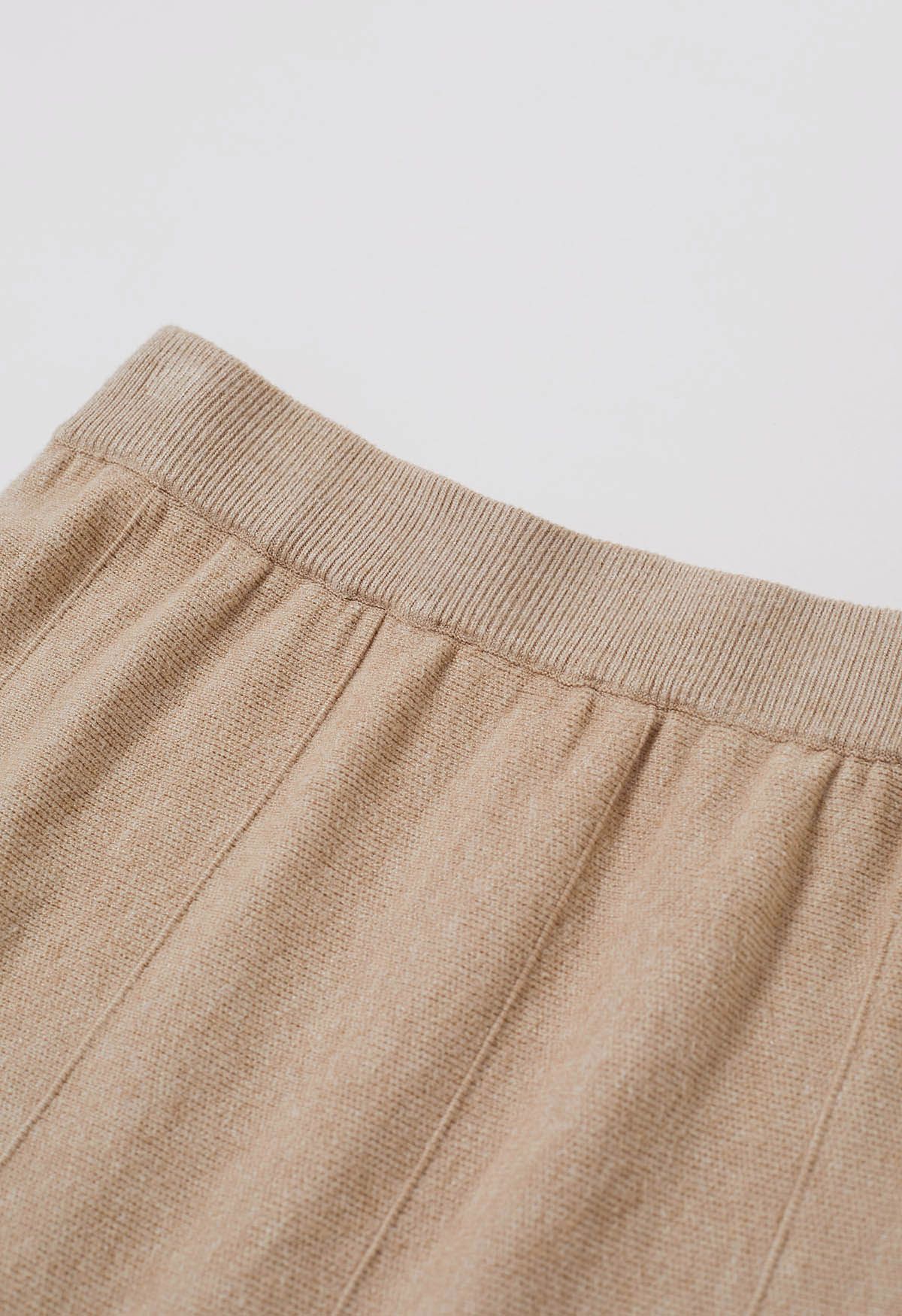 Frilling Hem Knit Midi Skirt in Light Tan