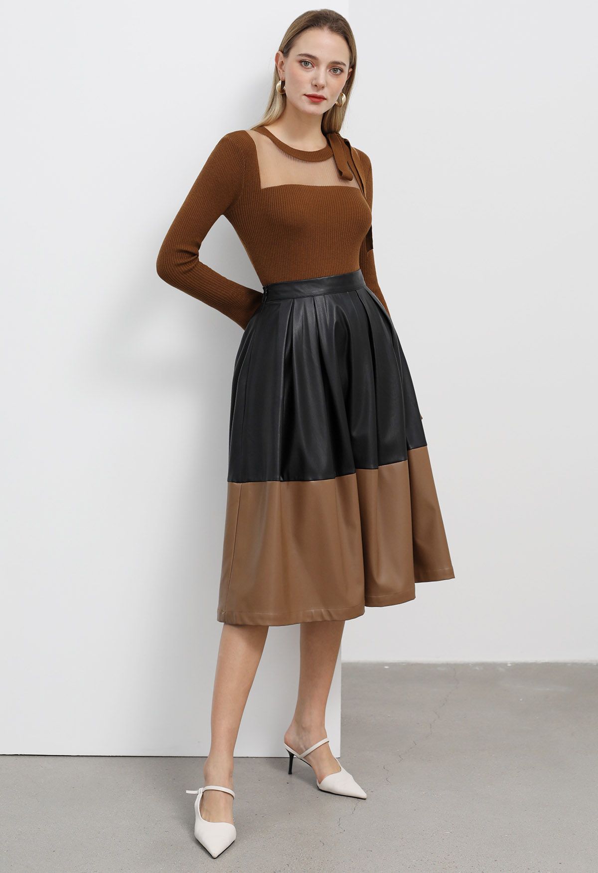 Mesh Inserted Side Bowknot Fitted Knit Top in Caramel