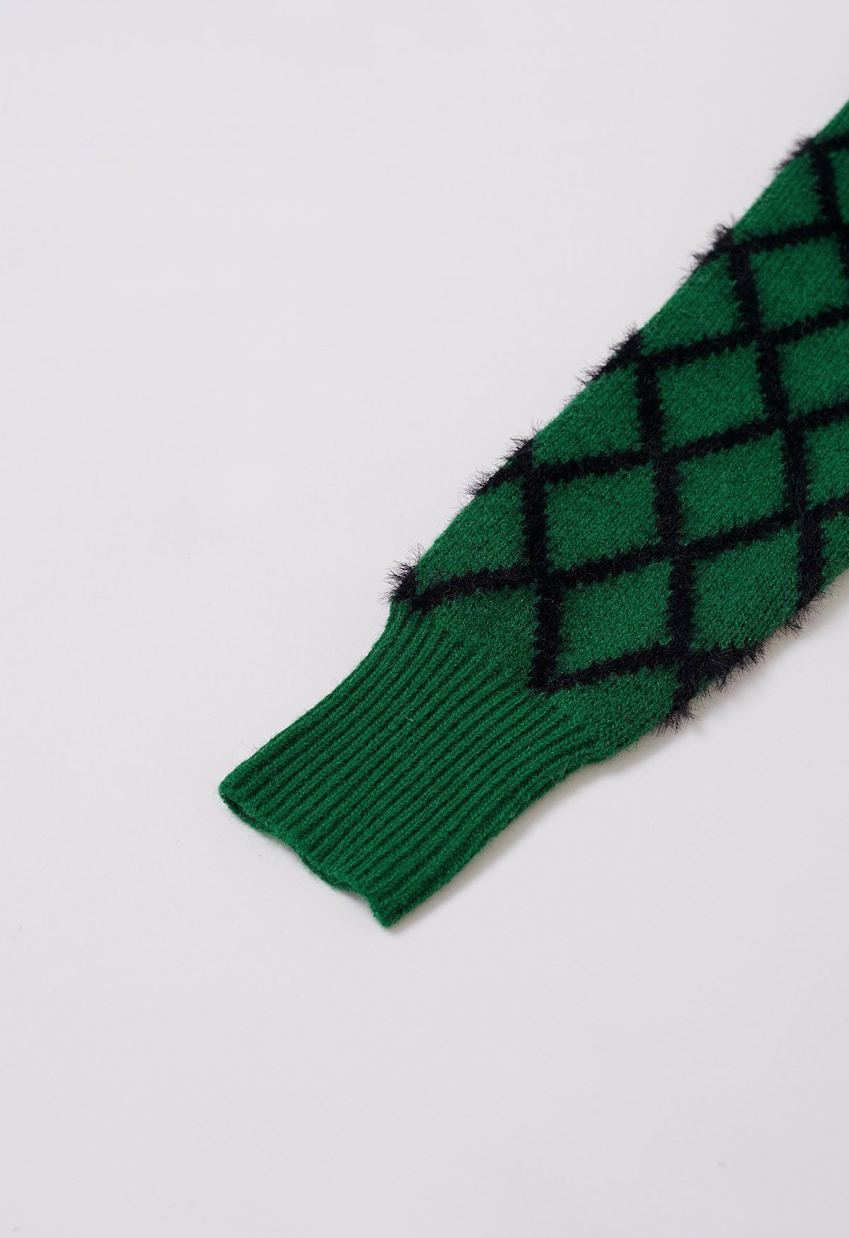 Fuzzy Diamond-Shape Bowknot Brooch Crop Cardigan in Green