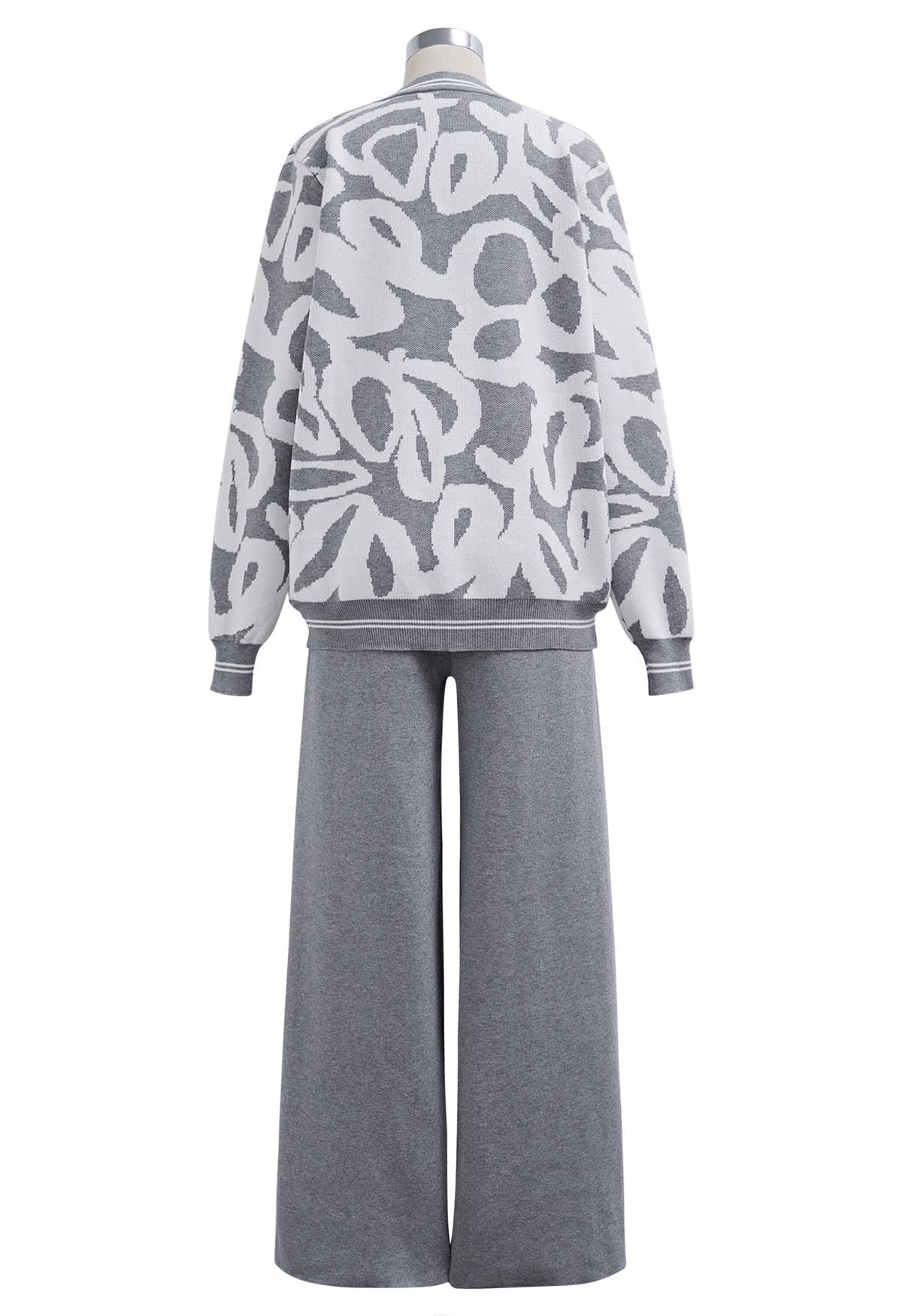 Abstract Print Buttoned Knit Cardigan and Pants Set in Grey