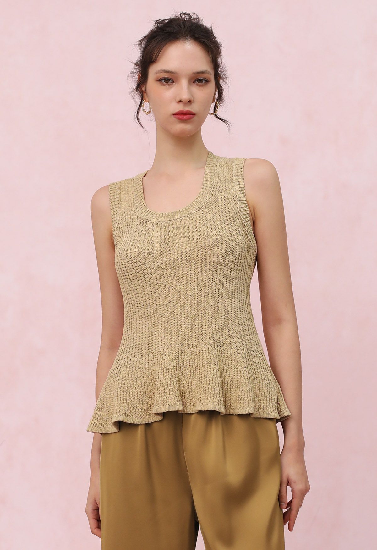 Scoop Neck Ruffle Hem Sleeveless Knit Top in Light Tan