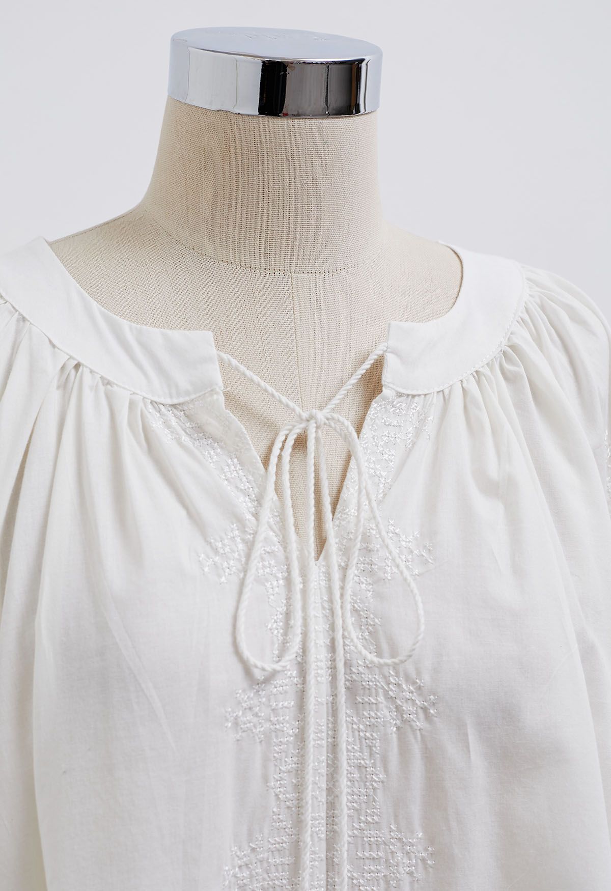 Tassel String Embroidered Cotton Top in White